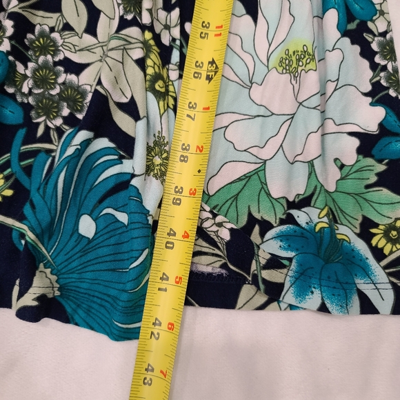 Navy and Floral Old Navy Wrap Dress - Picture 7 of 8